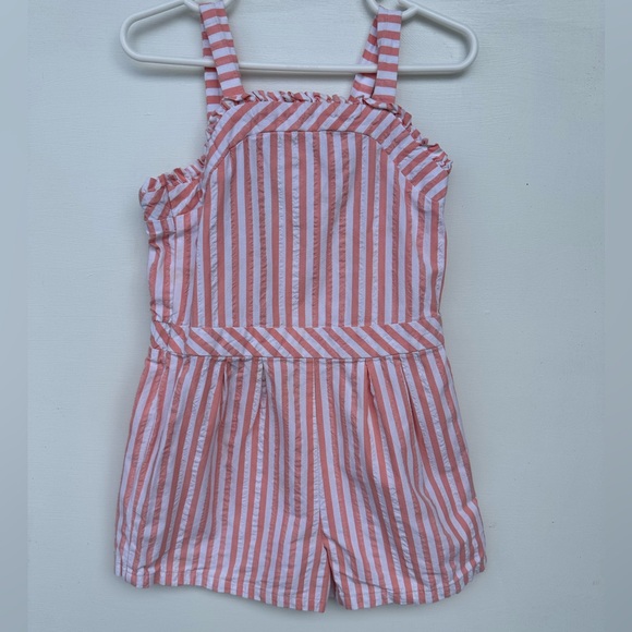 Genuine Kids from OshKosh Seersucker Romper - Picture 1 of 3